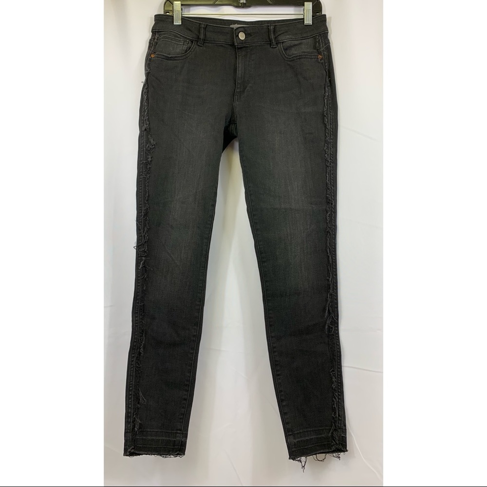 DL1961 Emma Low-Rise Skinny Jeans in Nighthawk 29